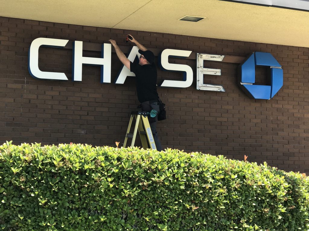 bank facilities maintenance